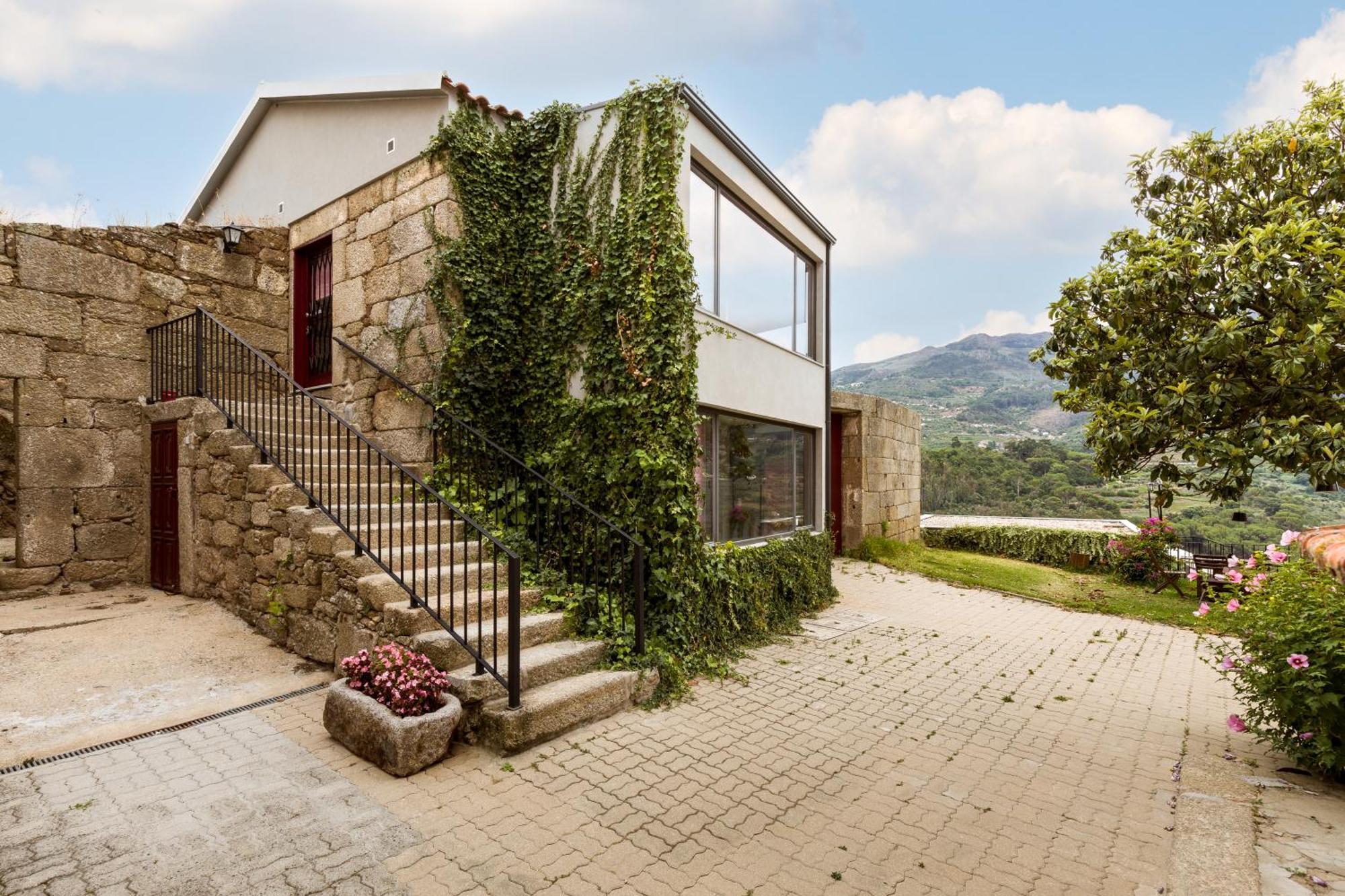 Quinta Barqueiros D'ouro - Casa Da Musica Holiday home Mesao Frio